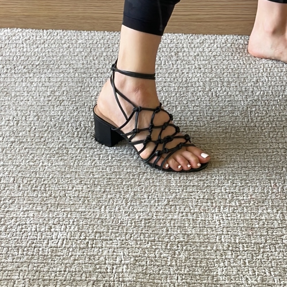 Maiden lane sandals